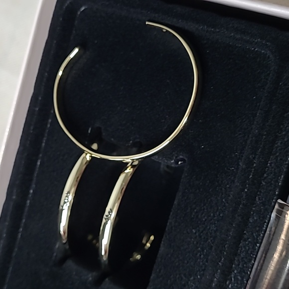 Victoria's Secret Love Me Gift Set - Picture 3 of 5